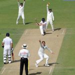 Pakistan struggles to save the second Test