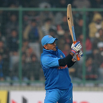 MS Dhoni - Another fighting knock of  36 runs