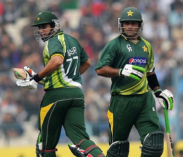 Nasir Jamshed and Mohammad Hafeez - A match winning opening partnership of 141 runs