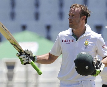 AB de Villiers - Plundered his 15th Test ton