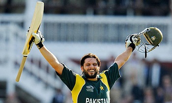 Shahid-Afridi - Ready to rescue his delpeted side